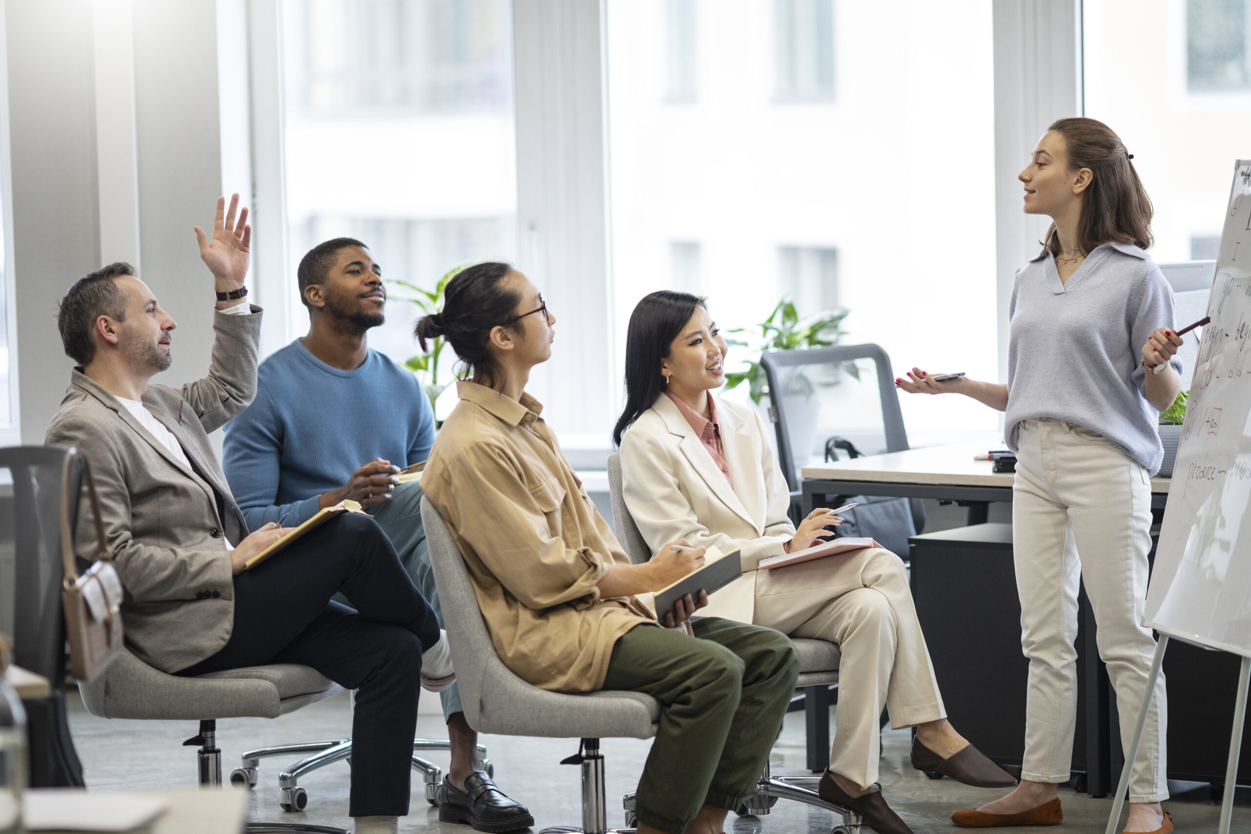 Le choix entre plusieurs formations est difficile : découvrez leurs différences et conseils pour bien choisir la bonne formation.